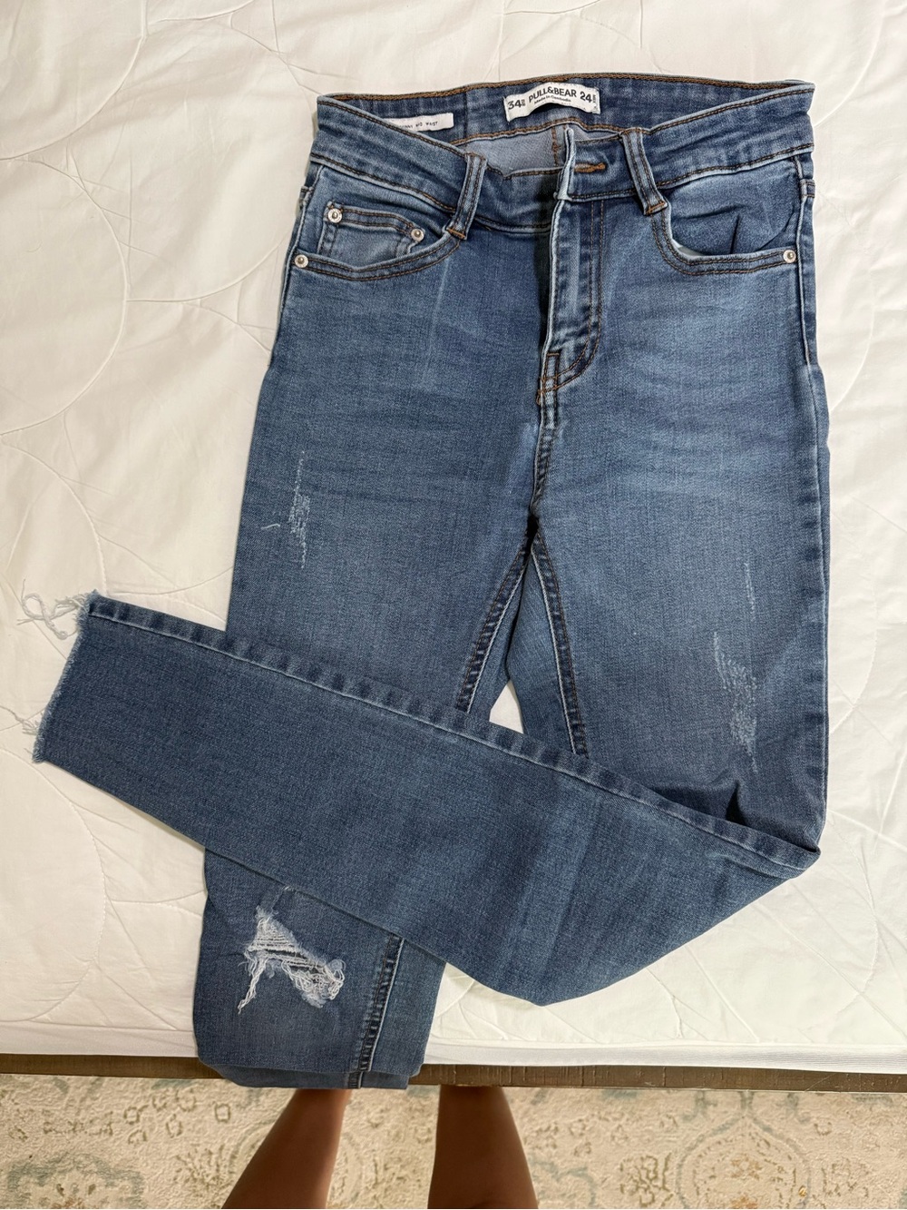 Pull&Bear Skinny Mid Waist Jeans in Medium Blue